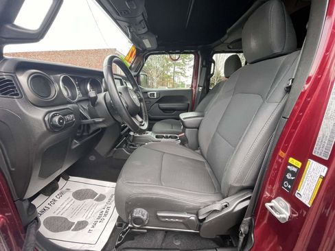 Used 2022 Jeep Wrangler Unlimited Willys image 13