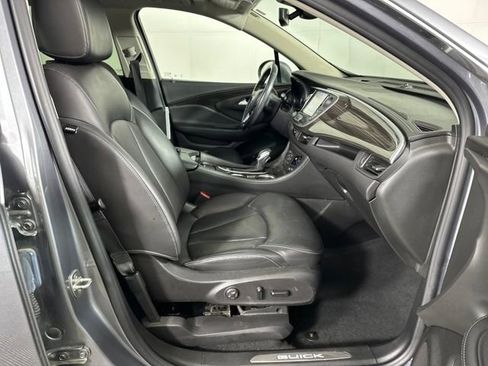 Used 2020 Buick Envision Premium w/ LPO, Interior Luxury Package image 28