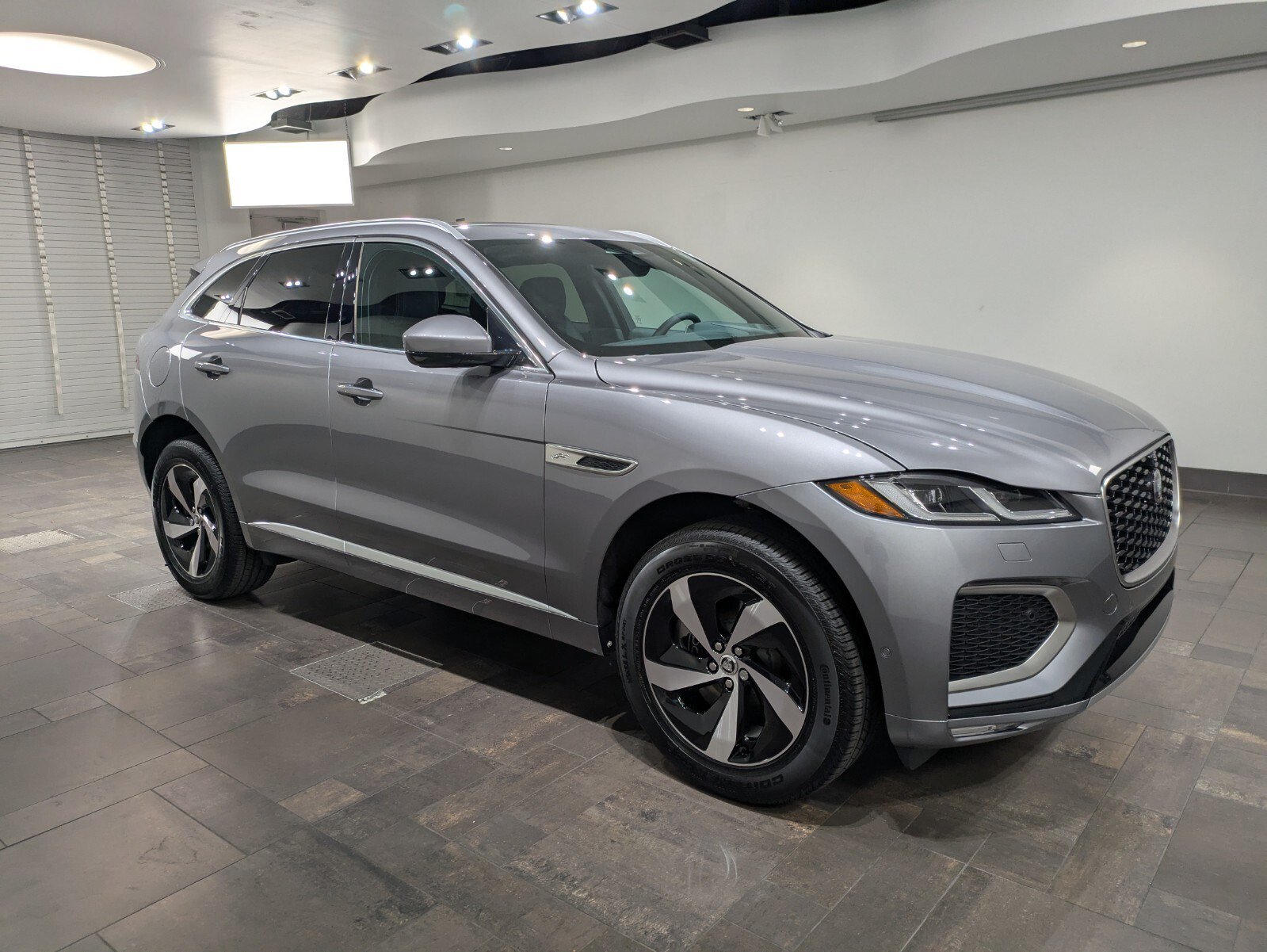 New 2026 Jaguar F-PACE R-Dynamic S AWD/4WD image 27