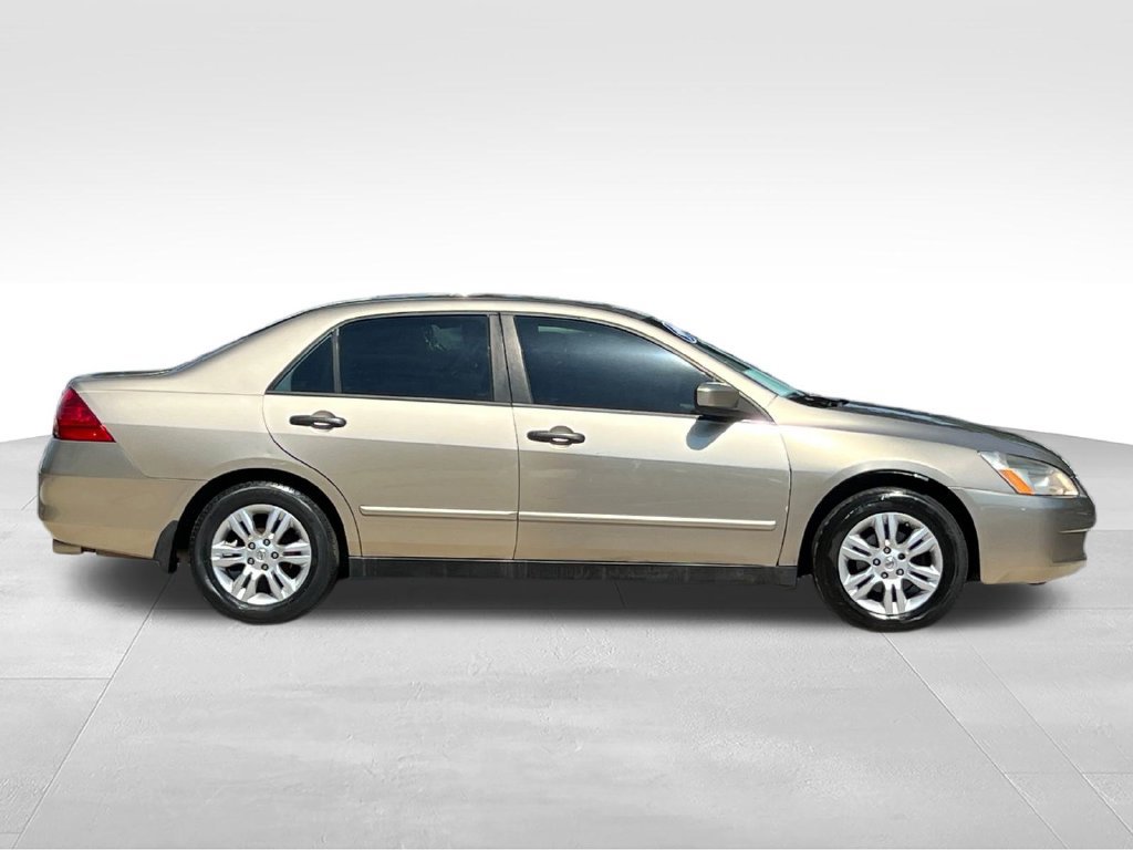 Used 2006 Honda Accord VP image 4