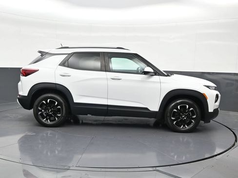 Used 2023 Chevrolet TrailBlazer LT w/ Convenience Package AWD/4WD image 7