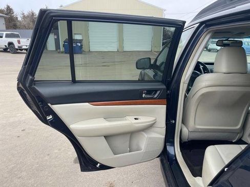 Used 2013 Subaru Outback 3.6R Limited w/ Moonroof Pkg image 24