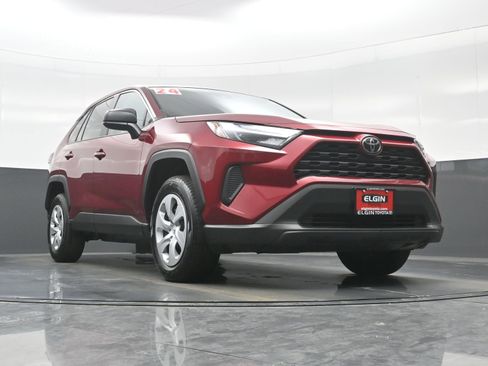 Used 2024 Toyota RAV4 LE image 24