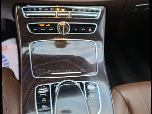 Used 2020 Mercedes-Benz E 350 Sedan w/ Parking Assistance Package image 33