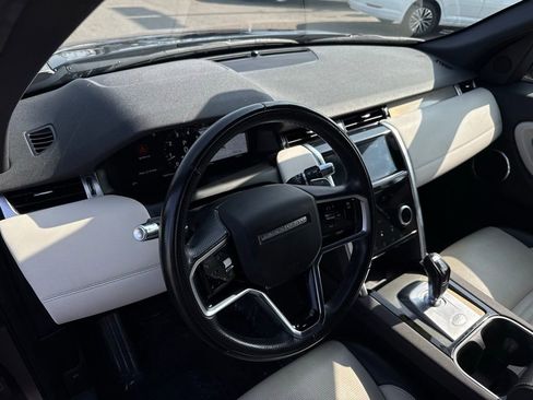Used 2022 Land Rover Discovery Sport SE R-Dynamic image 18