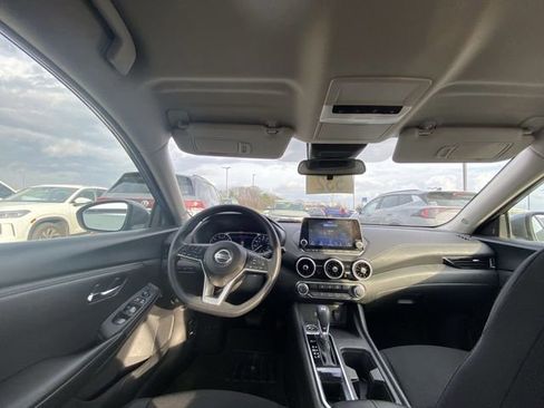 Used 2023 Nissan Sentra SV image 5