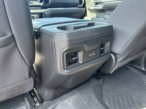 Used 2024 Chevrolet Silverado 1500 LT Trail Boss AWD/4WD image 17