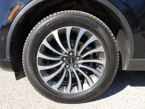 Used 2020 Lincoln Aviator Reserve w/ Equipment Group 201A image 13