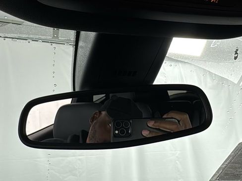 Used 2023 Buick Enclave Essence w/ Experience Buick Package image 36