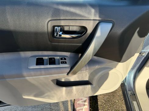 Used 2013 Nissan Rogue SV image 15