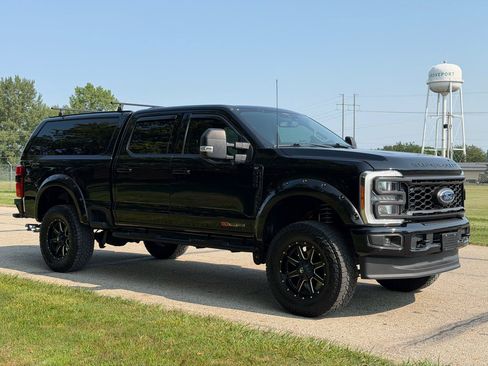 Used 2023 Ford F250 XLT w/ XLT Premium Package AWD/4WD image 8