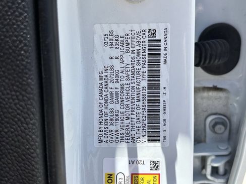 Certified 2025 Honda Civic Sport image 31