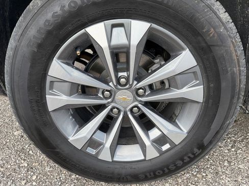 Used 2025 Chevrolet Equinox LT FWD image 10