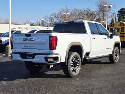 New 2026 GMC Sierra 2500 Denali Ultimate AWD/4WD image 3