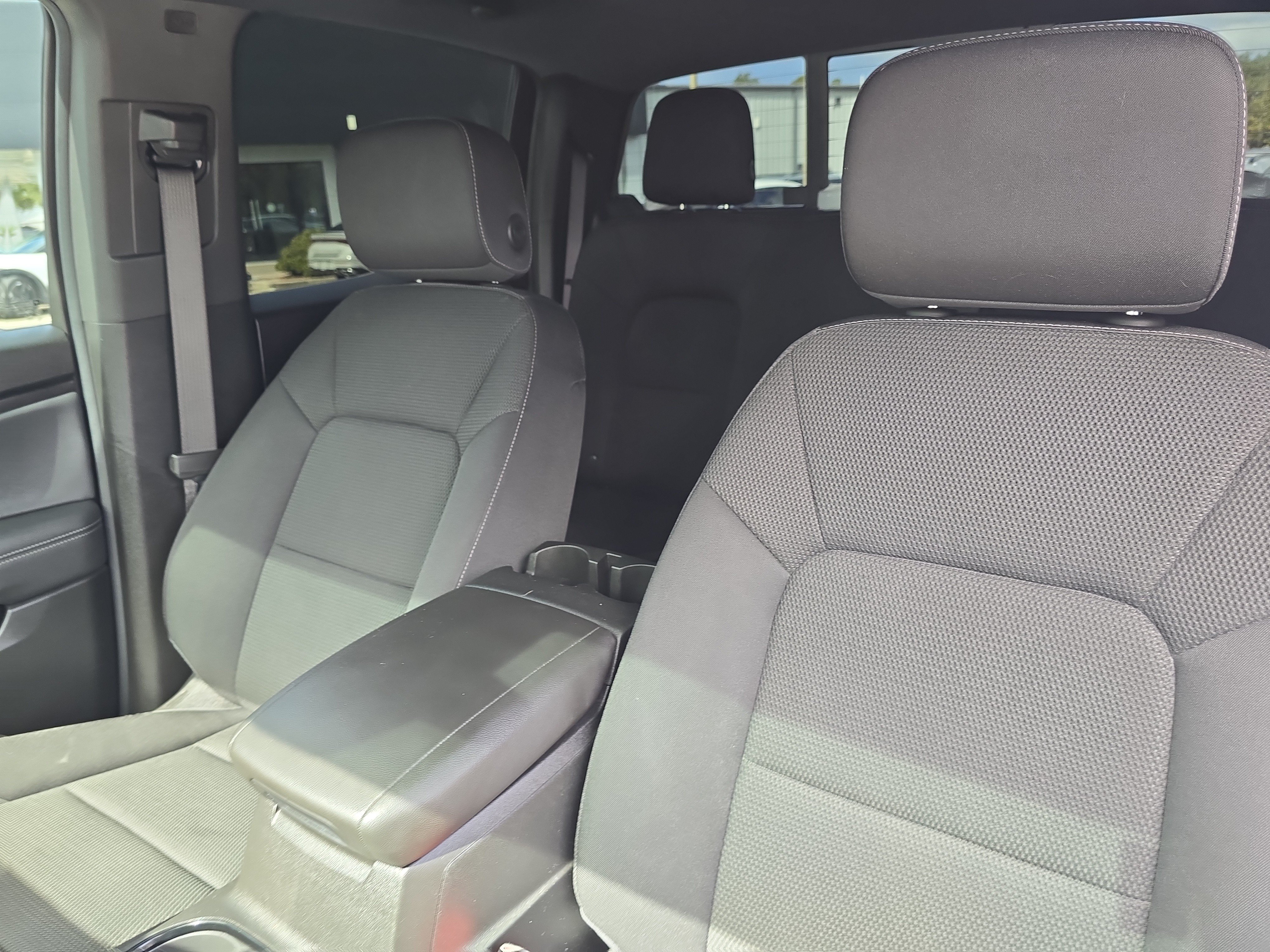 Used 2024 Chevrolet Colorado LT w/ LT Convenience Package RWD image 21
