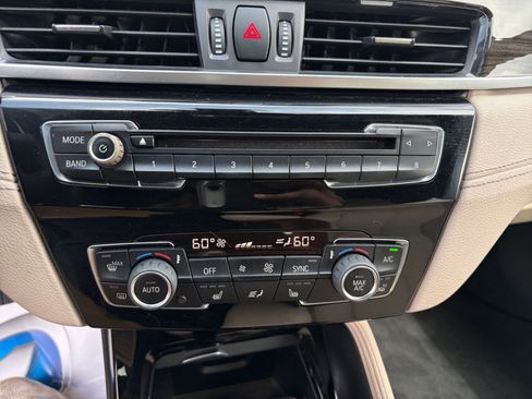 Used 2018 BMW X2 sDrive28i w/ Convenience Package FWD image 18