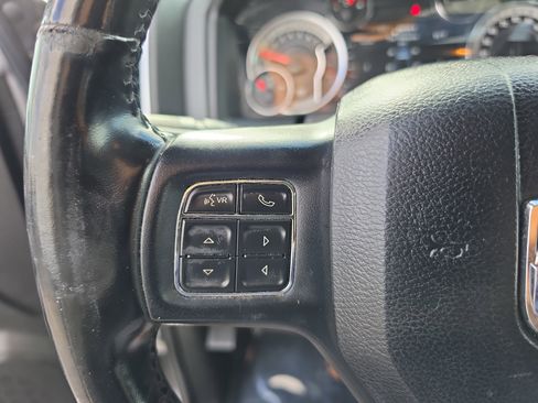Used 2020 RAM 1500 Classic SLT w/ Luxury Group RWD image 20