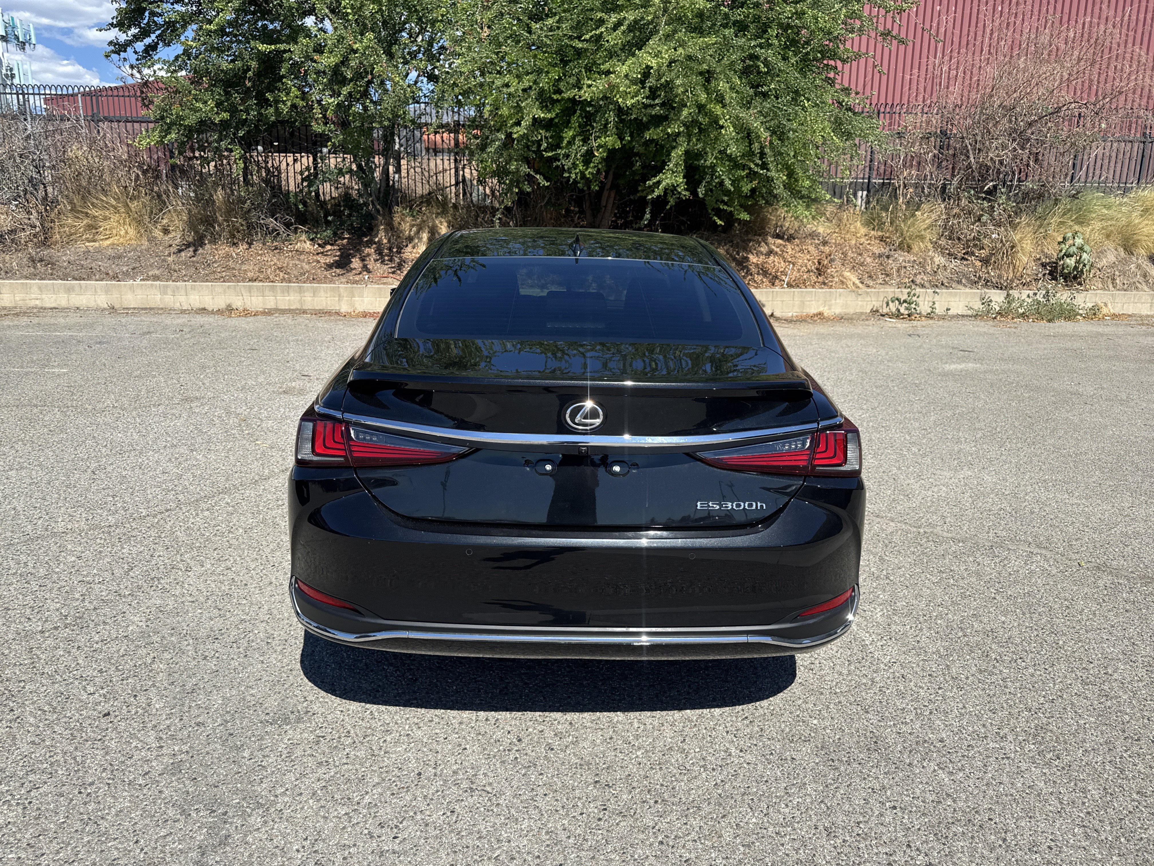 Used 2024 Lexus ES 300h w/ Premium Package FWD image 6