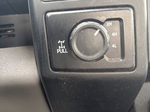 Used 2018 Ford F150 XL w/ Equipment Group 101A Mid image 14