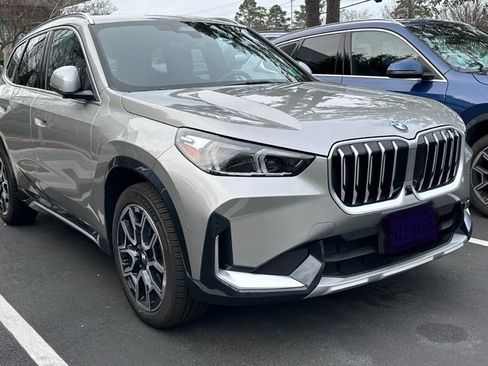 Used 2025 BMW X1 xDrive28i w/ Technology Package image 1