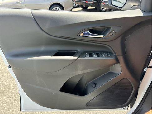 Certified 2023 Chevrolet Equinox LT FWD image 19