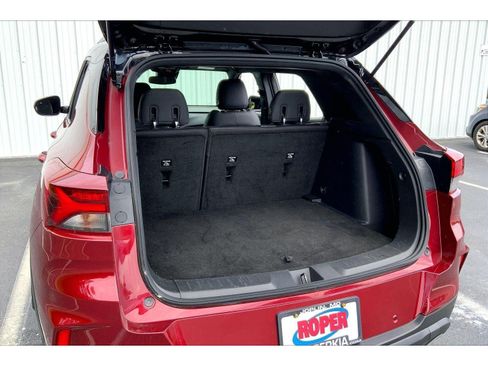 Used 2022 Chevrolet TrailBlazer RS w/ Technology Package FWD image 26