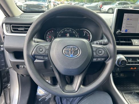 Used 2024 Toyota RAV4 XLE image 16