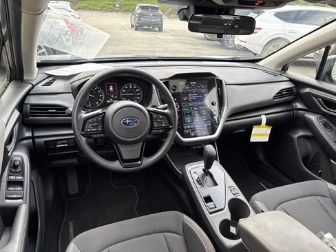 Used 2025 Subaru Crosstrek 2.5i Premium AWD/4WD image 11