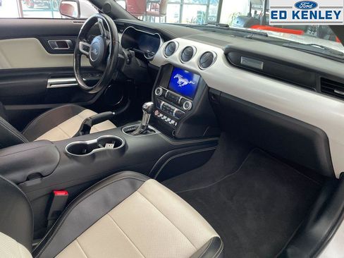 Used 2022 Ford Mustang GT Premium image 27