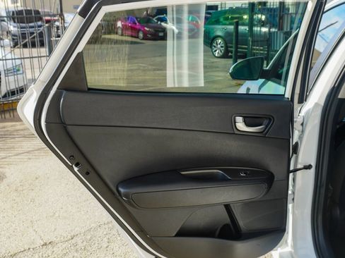 Used 2020 Kia Optima LX image 13