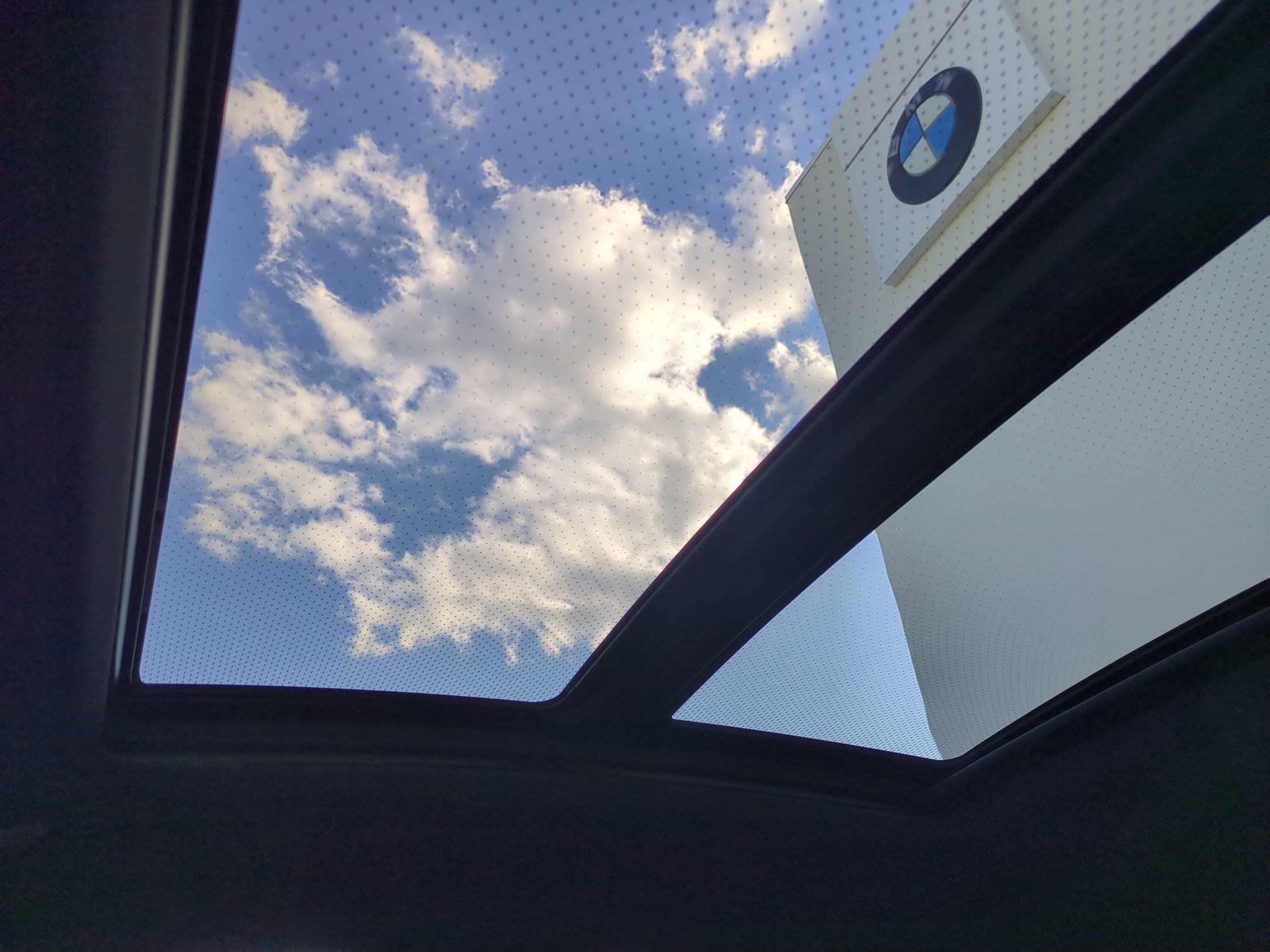 New 2027 BMW X6 M60i AWD/4WD image 28