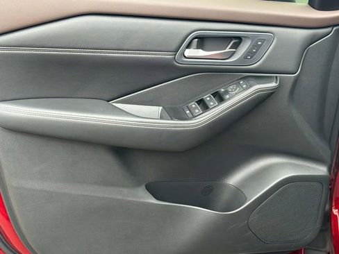 Certified 2023 Nissan Rogue SL w/ SL Premium Package image 25