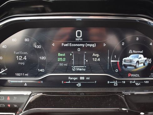 Used 2024 GMC Sierra 1500 Elevation image 11