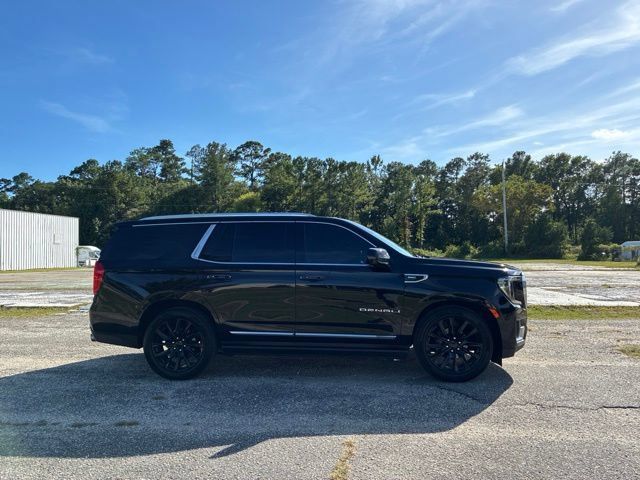 Used 2021 GMC Yukon Denali w/ Denali Ultimate Package AWD/4WD image 2