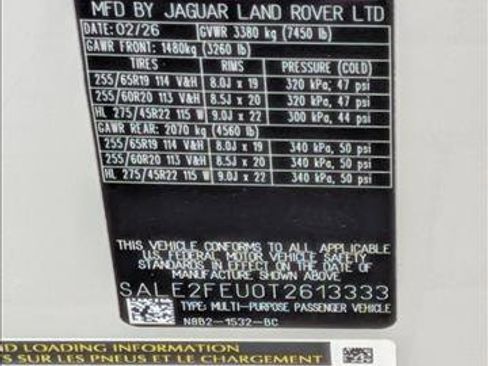 New 2026 Land Rover Defender 130 X-Dynamic SE AWD/4WD image 17