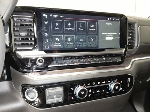 Used 2026 GMC Sierra 1500 SLT image 19