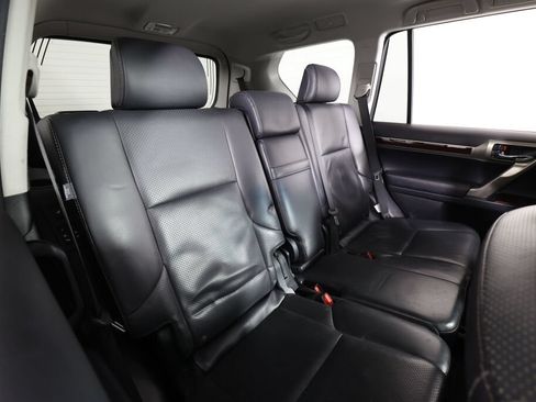 Used 2018 Lexus GX 460 Luxury w/ Preferred Accessory Package AWD/4WD image 20