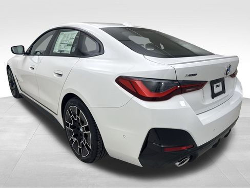 New 2026 BMW 430i xDrive w/ M Sport Package image 7