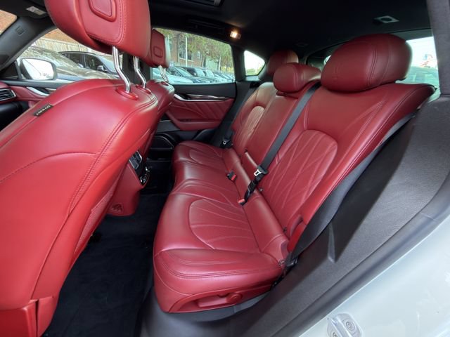 Used 2019 Maserati Levante S GranLusso AWD/4WD image 29