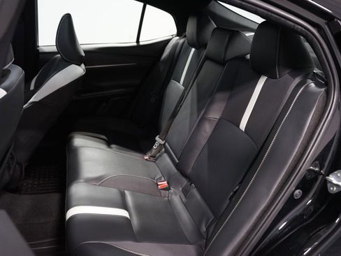 Certified 2025 Toyota Camry SE image 30