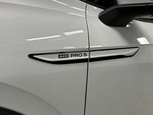 Used 2021 Volkswagen ID.4 Pro S image 35