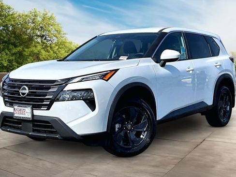 New 2026 Nissan Rogue SV FWD image 2