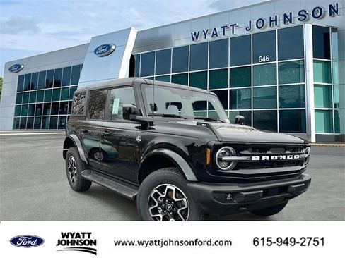 New 2025 Ford Bronco Outer Banks image 1