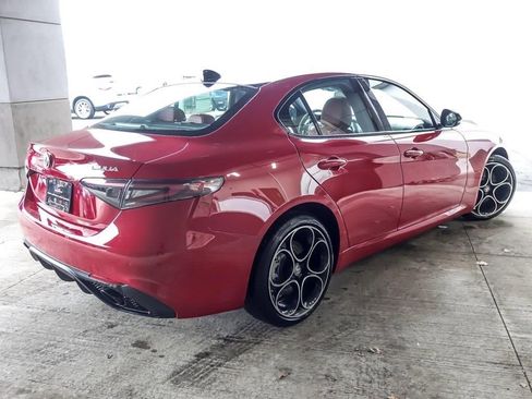 New 2025 Alfa Romeo Giulia AWD w/ Driving Assist Package image 6