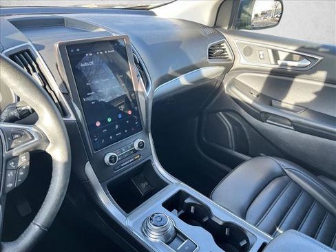 Used 2021 Ford Edge SEL w/ Convenience Package image 13
