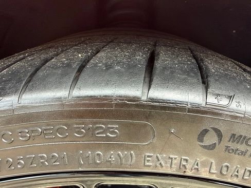 Used 2023 Chevrolet Corvette Z06 RWD image 41