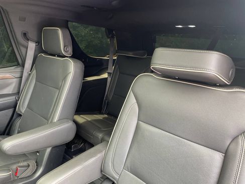 Used 2021 Chevrolet Tahoe Premier w/ Premium Package RWD image 34