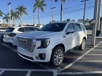Used 2022 GMC Yukon Denali video 1