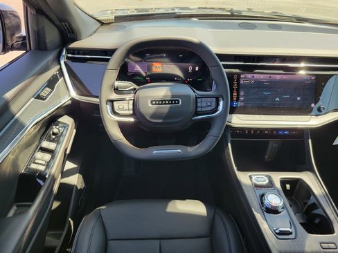 New 2025 Jeep Wagoneer S Limited image 10