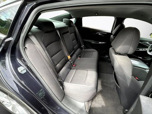 Used 2023 Chevrolet Malibu LT image 23